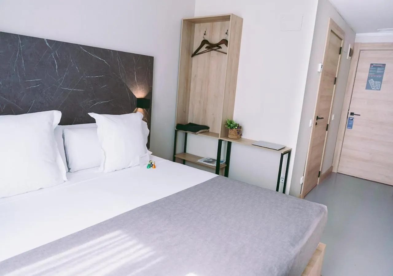 Hotel Casa Gardenia Barcelona 2*,  España