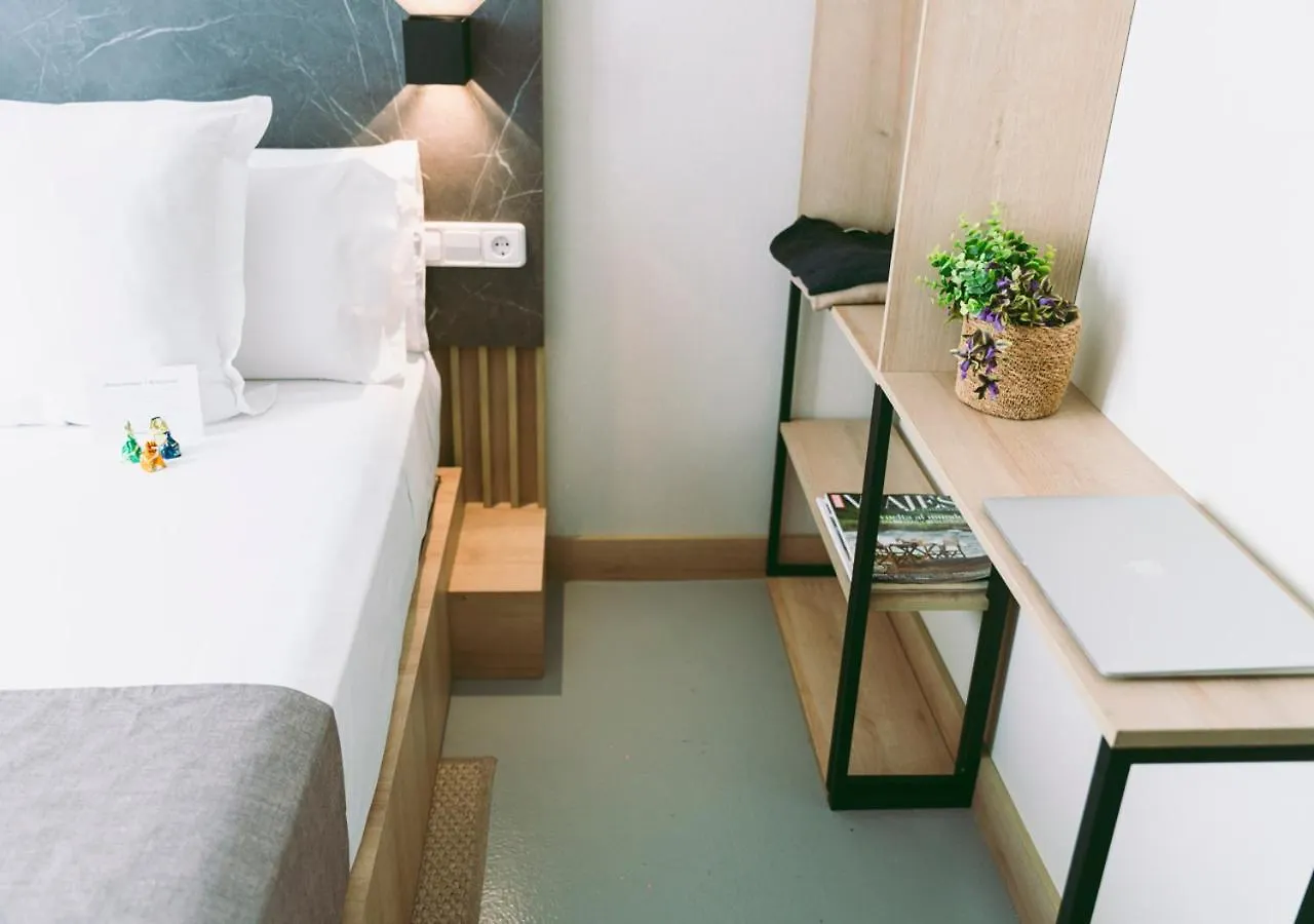 **  Hotel Casa Gardenia Barcelona Spain